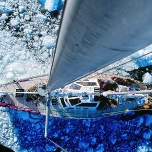 Foto O Mundo em Duas Voltas