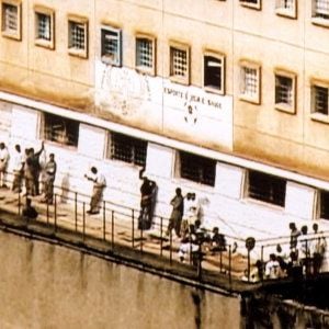 Foto O Prisioneiro da Grade de Ferro