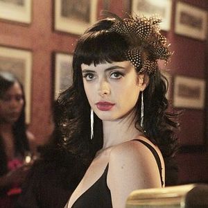 Foto Don't Trust The B---- in Apartment 23