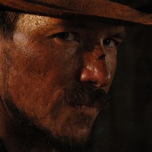 Foto Homens em Conflito