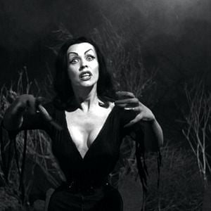 Foto Plano 9 do Espaço Sideral