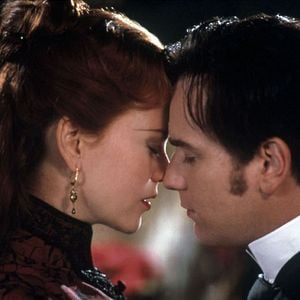 Foto Moulin Rouge - Amor em Vermelho