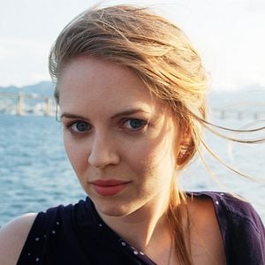 Foto Astro - Uma Fábula Urbana em um Rio de Janeiro Mágico