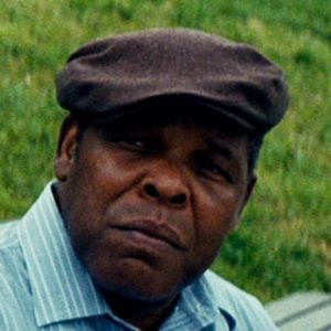 Foto Raymond Anthony Thomas