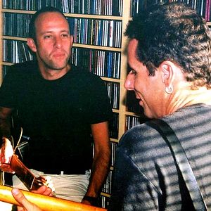 Foto Titãs - A Vida Até Parece uma Festa