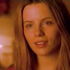 Foto Alice Através do Espelho