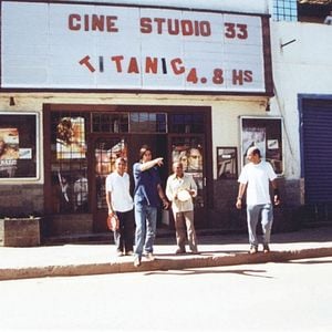 Foto Castanha e Caju Contra o Encouraçado Titanic