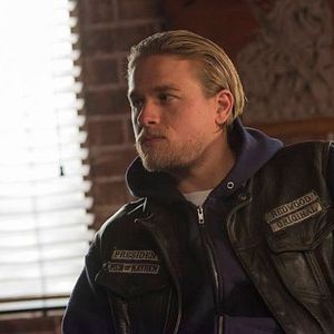 Foto Charlie Hunnam