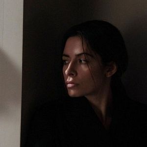 Foto Sarah Shahi