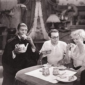 Foto O Médico e o Monstro