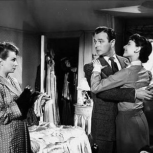 Foto Young Wives' Tale