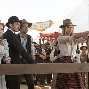 Foto Um Milhão de Maneiras de Pegar na Pistola