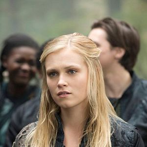 Foto Eliza Taylor