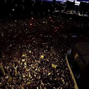 Foto Junho - O Mês que Abalou o Brasil