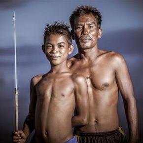 Foto Caminhando Sob A Água