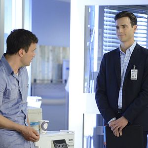 Foto Saving Hope