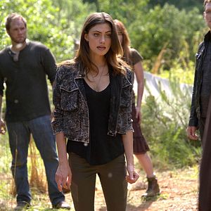 Foto Phoebe Tonkin