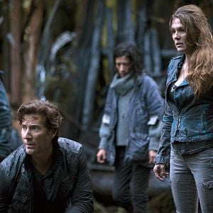 Foto The 100