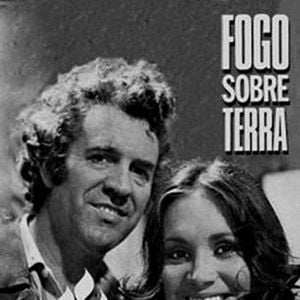 Foto Fogo Sobre Terra