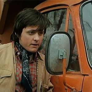 Foto Quem Procura o Fundo Dourado