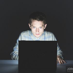 Foto Perseguição Virtual