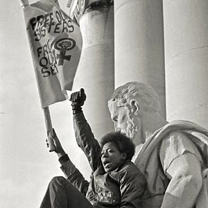 Foto She's Beautiful When She's Angry