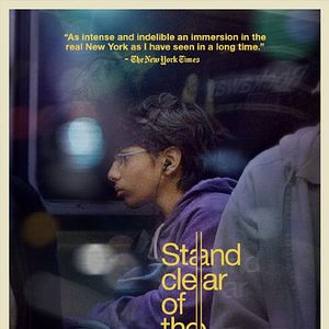 Foto Stand Clear of the Closing Doors