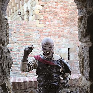 Foto Chapeuzinho Vermelho no Castelo das Trevas