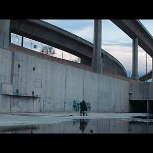 Foto Above and Below