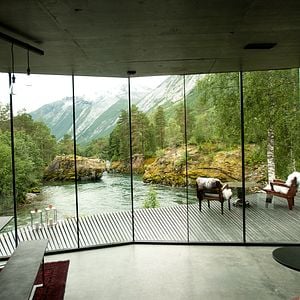 Foto Ex_Machina: Instinto Artificial