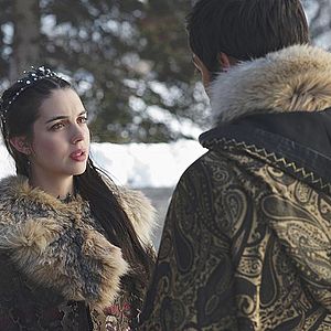 Foto Reign