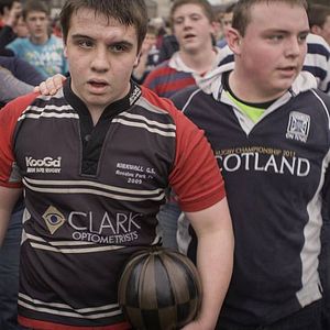 Foto Bounce: How the Ball Taught the World to Play