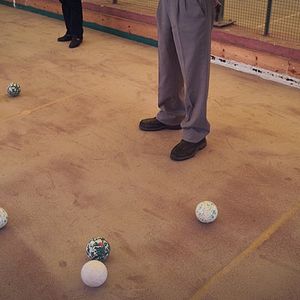 Foto Bounce: How the Ball Taught the World to Play