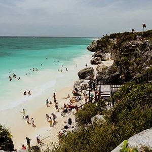 Foto A Vida Privada dos Hipopótamos