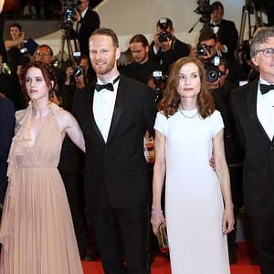 Foto Mais Forte que Bombas