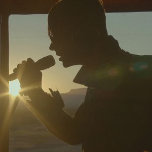 Foto Doug Aitken - De Estação em Estação