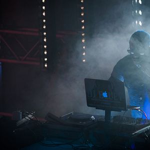 Foto Legacy: O Novo Legado Começa