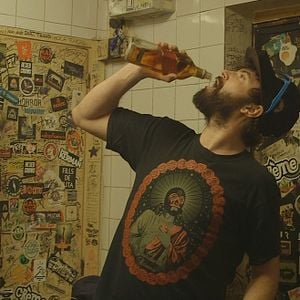 Foto Un lloc on caure mort