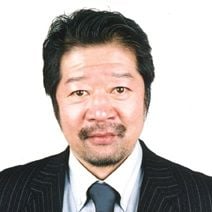 Foto Shinpachi Tsuji