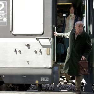 Foto A Estudante e o Senhor Henri