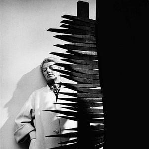 Foto Peggy Guggenheim - Paixão por Arte