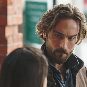 Foto Tom Mison