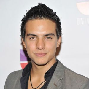 Foto Vadhir Derbez