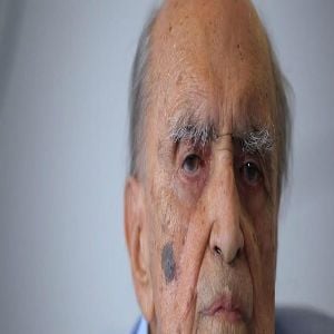 Foto Oscar Niemeyer: A Luta é Longa