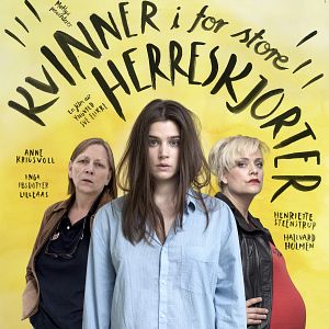 Foto Mulheres Vestindo Camisa de Homens