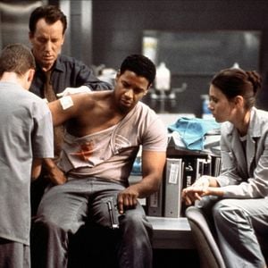 Foto Um Ato de Coragem