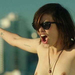 Foto Free the Nipple