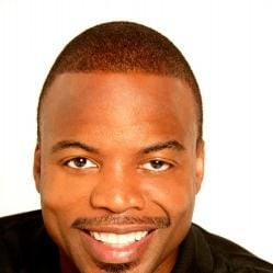 Foto Sterling Macer Jr.