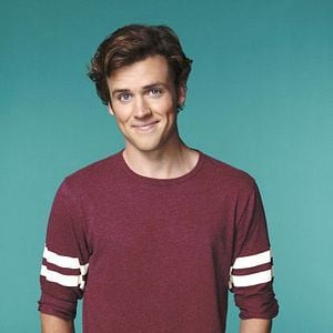 Foto Cooper Barrett's Guide To Surviving Life