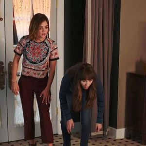 Foto Troian Bellisario